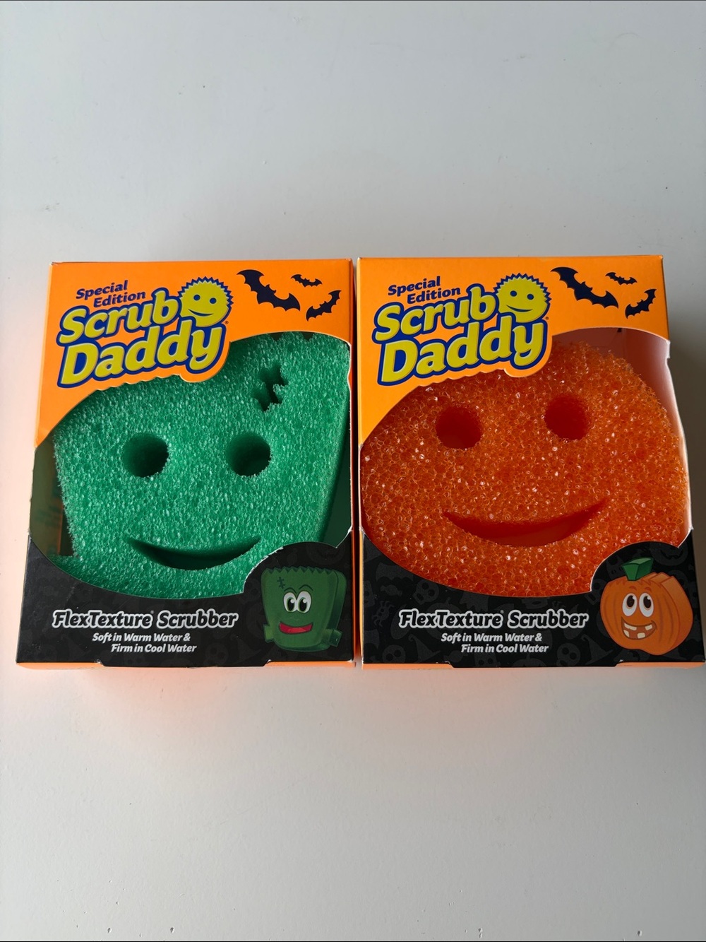 Scrub Daddy FlexTexture Scrubber - Green & Orange (Special Edition) Halloween